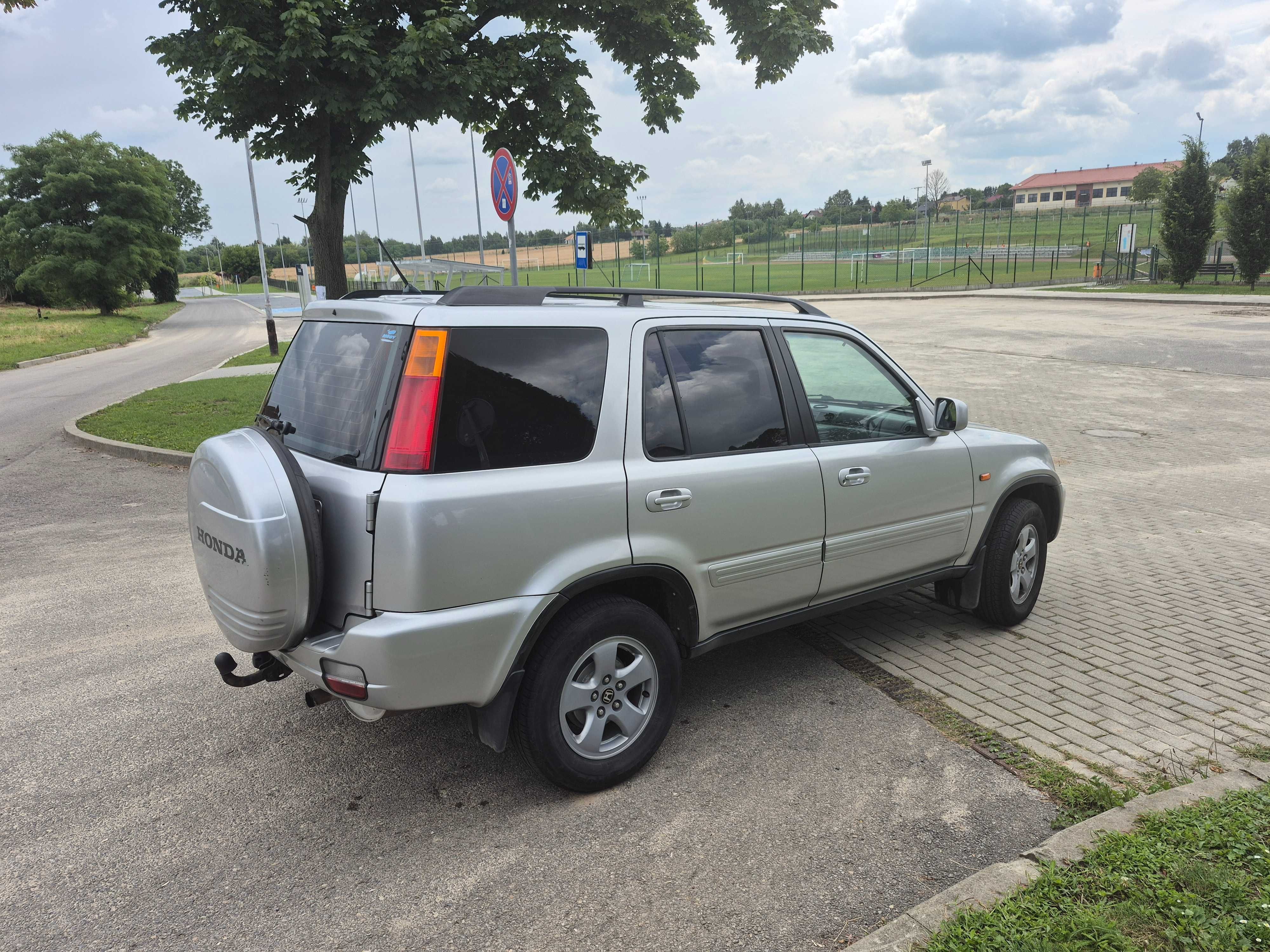 Honda CR-V  2.0 z gazem, Włochy bardzo fajny stan blacharski, 4x4