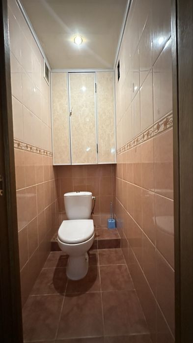 Продаж 3к поруч з центром міста . Міська лікарня