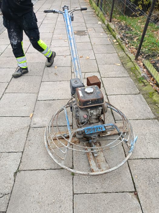 Sprzedam zacieraczka do betonu Helikopter