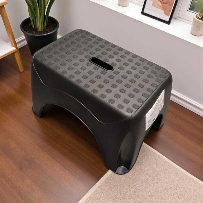 Nowy czarny schodek stopień wielofunkcyjny