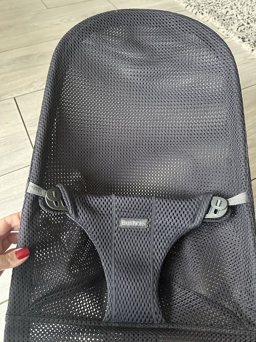 Bujaczek Leżaczen Babybjorn Bliss Mesh granatowy siateczka