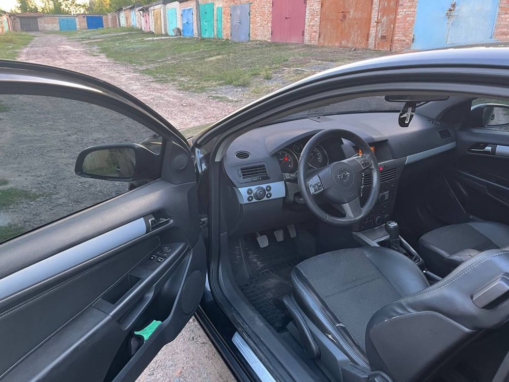 Продам opel astra h gtc