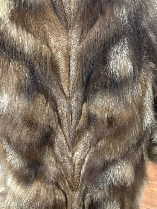 Futro z naturalnego jenota