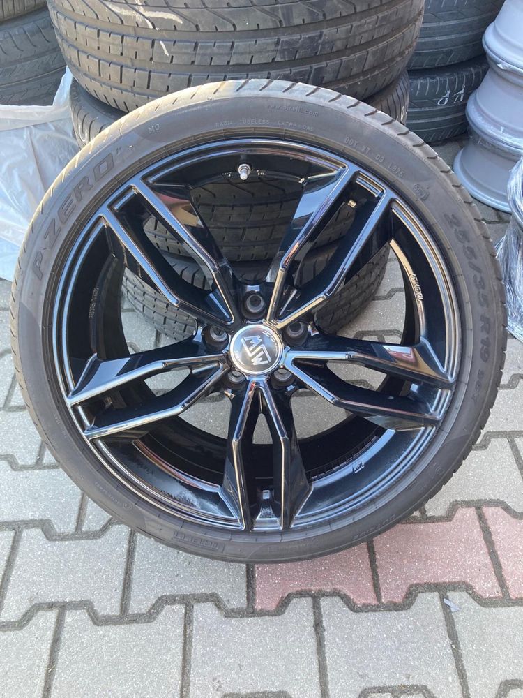 Kola  8.5 x 19 ET 44 Rozstaw 5 x 112 Pirelli P Zero 255/35R19 XL