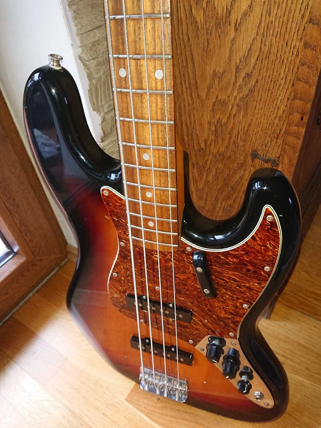 Gitara basowa Vester 1991rok z przystawkami Fender MiJ
