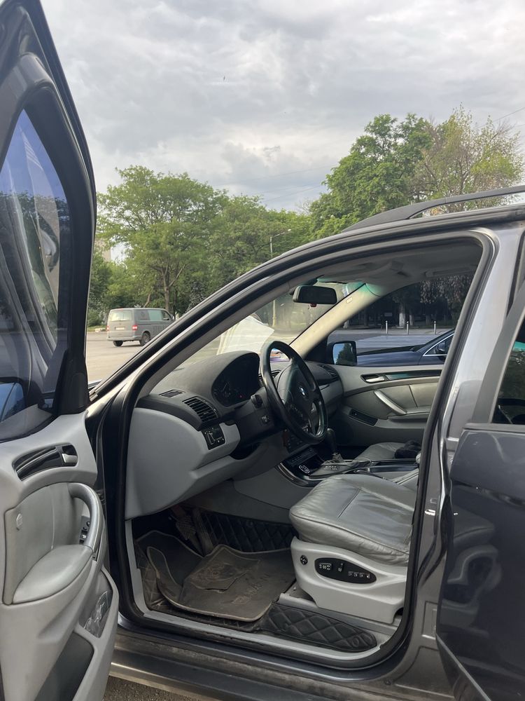 Продам BMW X5 e 53 2002 рік