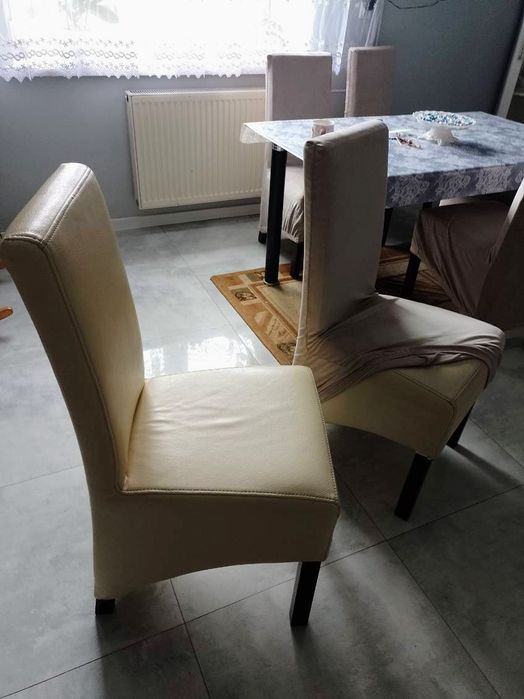 Beżowe krzesła używane