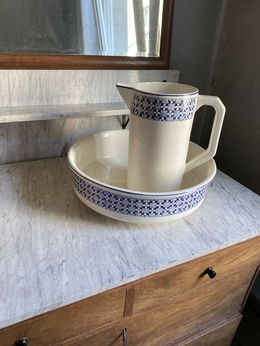 OKAZJA / Toaletka , marmur / ANTYK