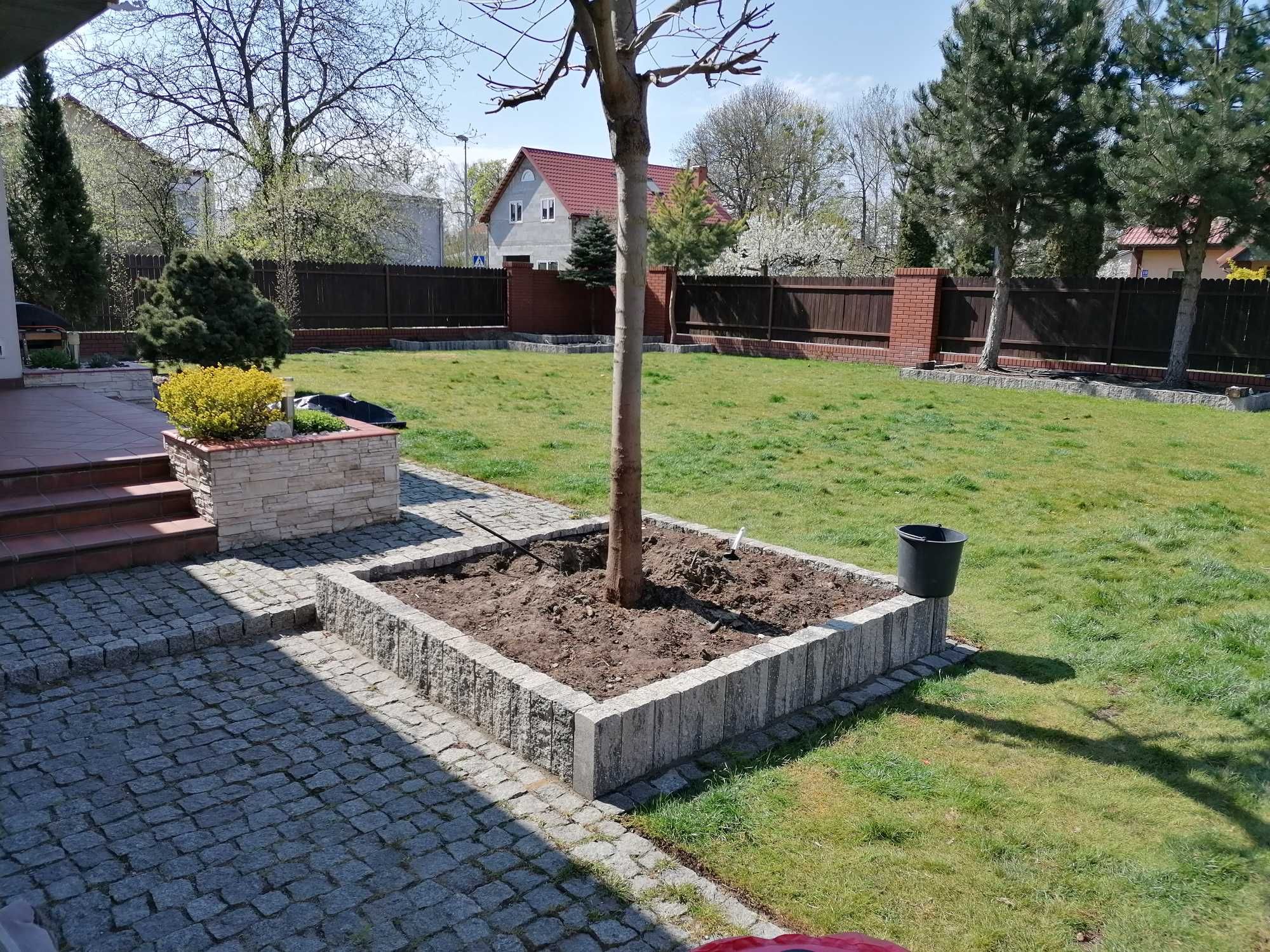 Układanie kostki brukowej