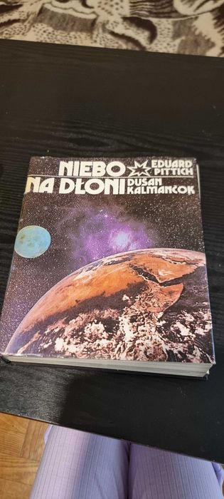 Książka "Niebo na dłoni"