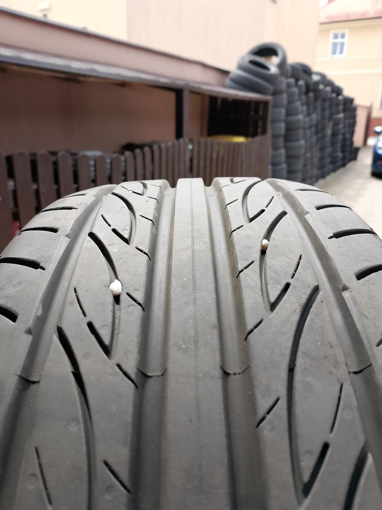 Komplet opon Yokohama Advan 235/45/17,Rok 24, Bieżnik 9mm