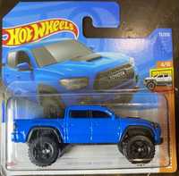 Базовая машинка Hot Wheels ‘20 Toyota Tacoma