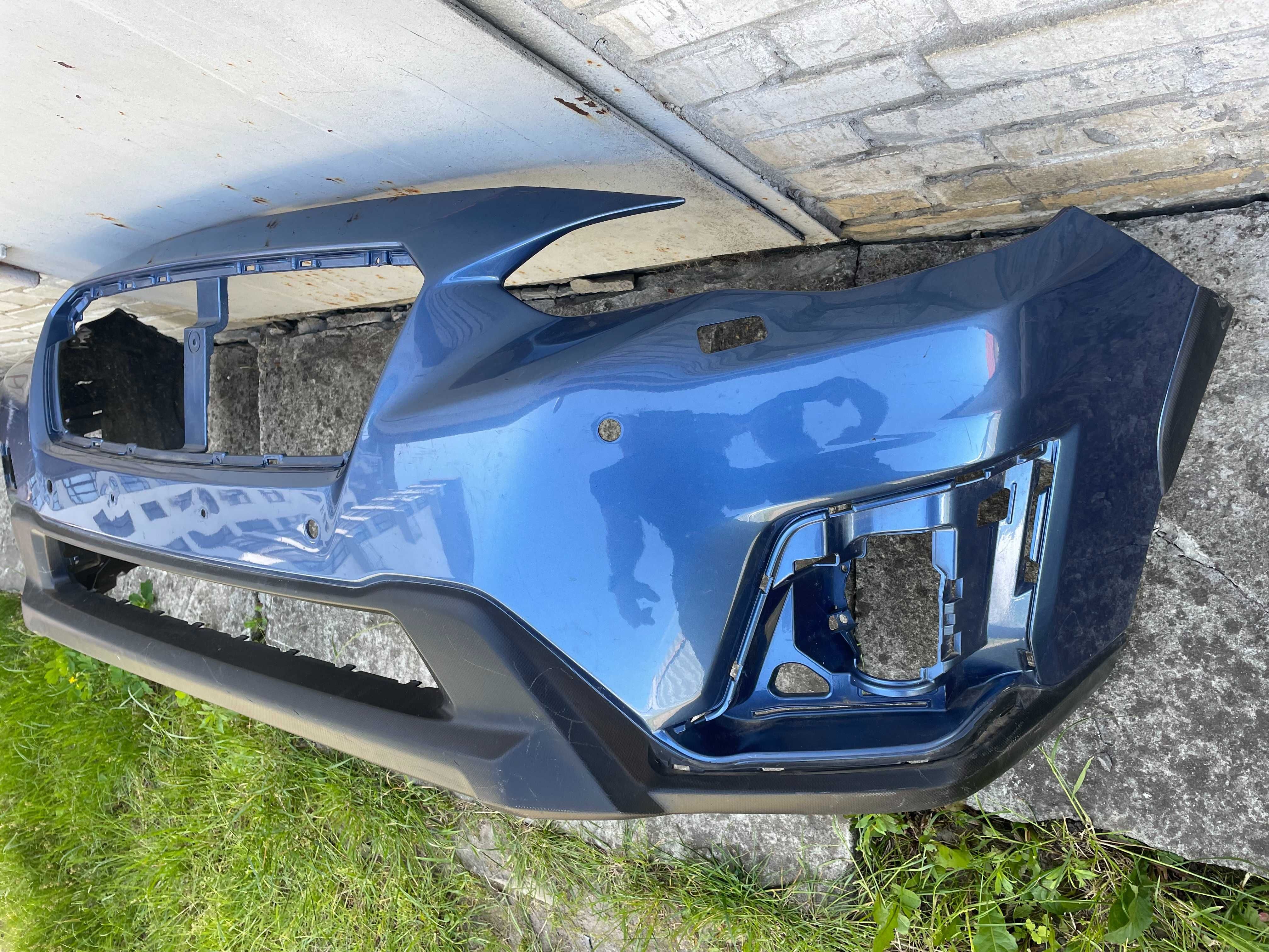 Бампер передний Subaru XV 17р- бампер передній Субару ХВ 57704FL010