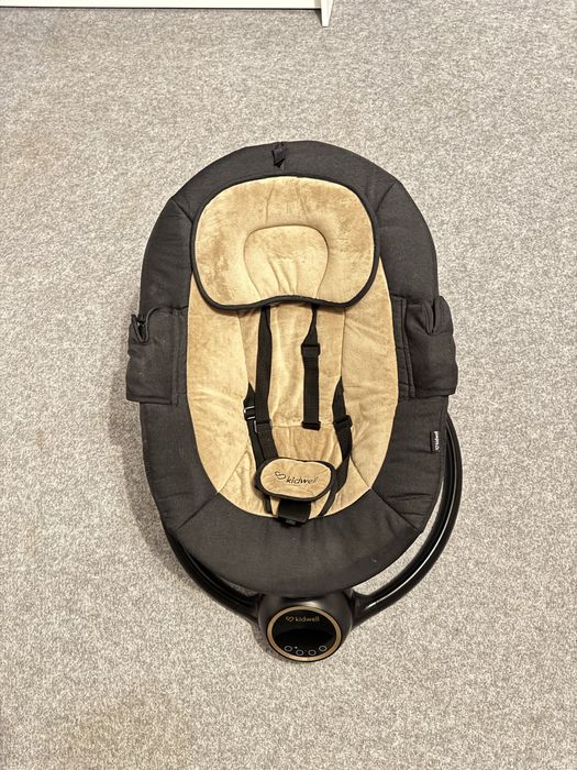 Leżaczek bujaczek kidwell