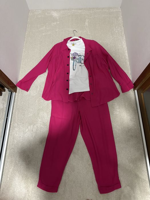 Яскарави костюм з льону, для літа саме те що потрібно