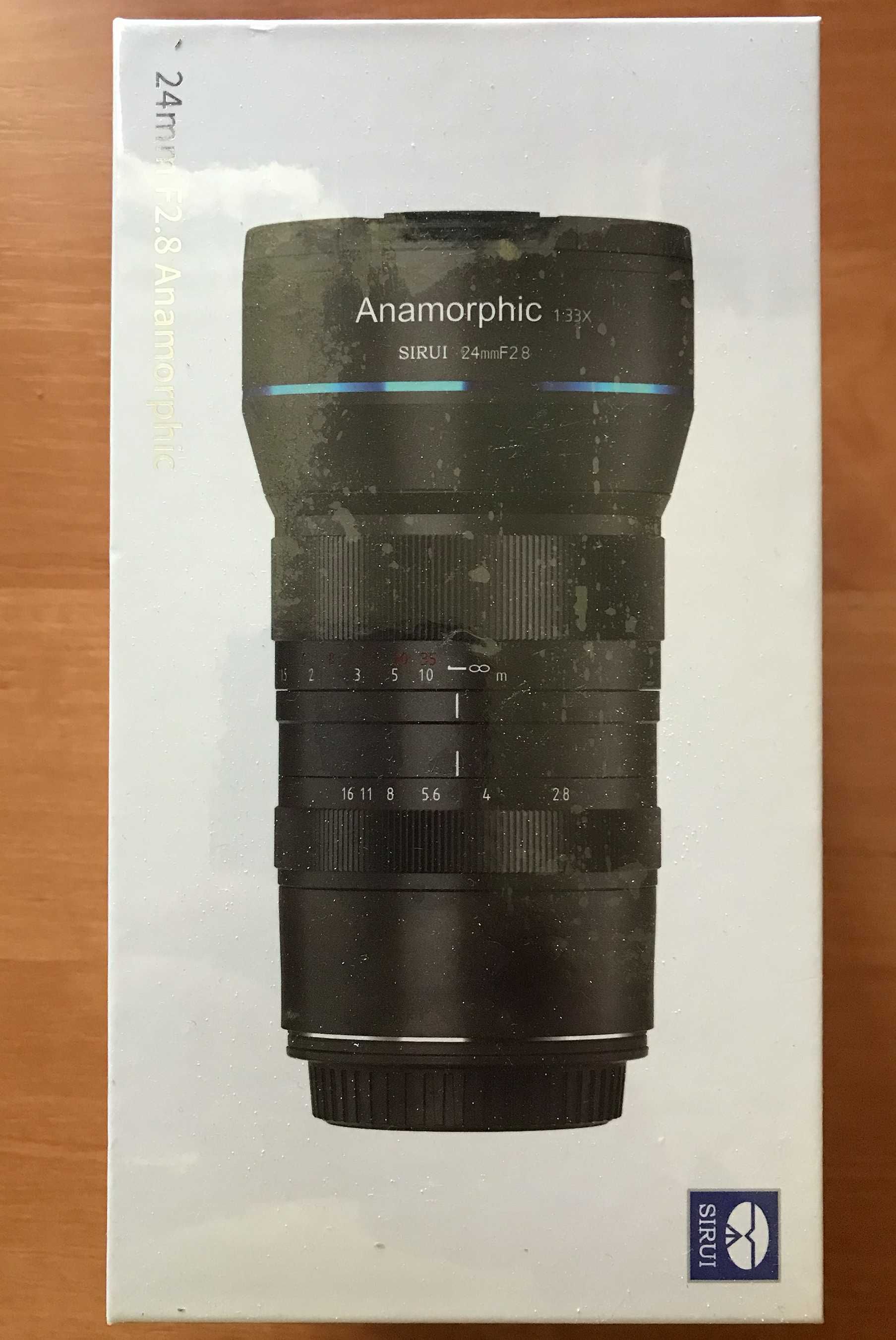 Объектив Sirui 24mm f/2.8 Super35 Anamorphic 1.33x Lens (RF Mount)