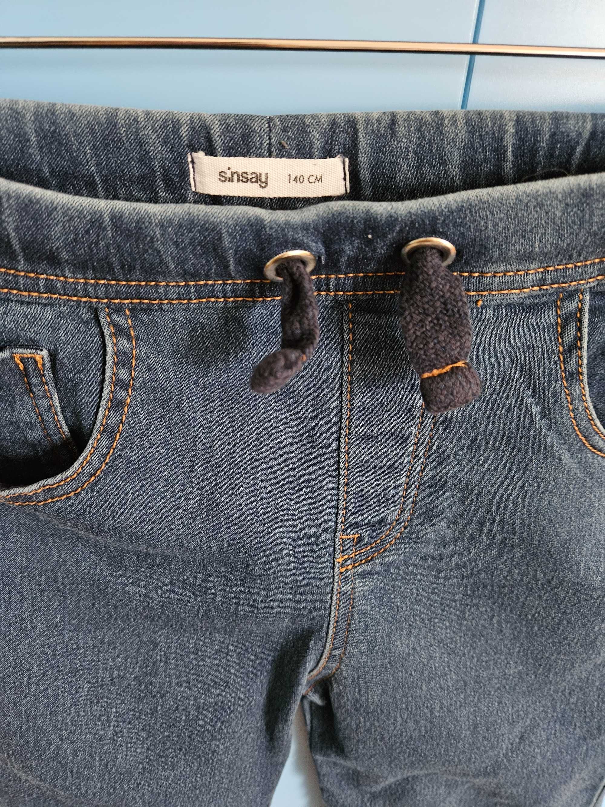 spodnie chłopięce jeans Sinsay 140