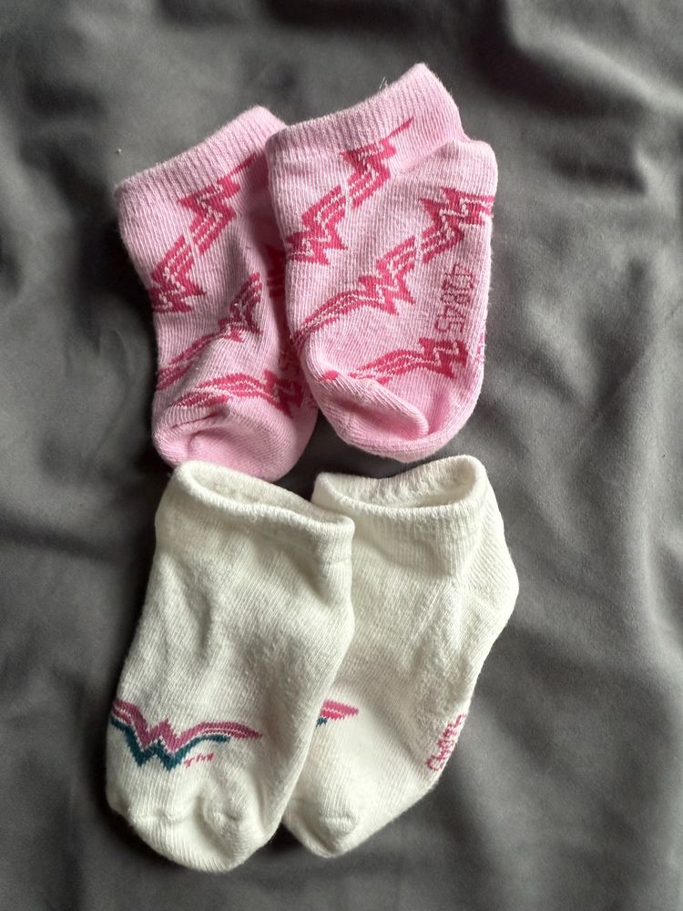 Skarpetki Wonder Woman rozmiar 19/20 Coccodrillo