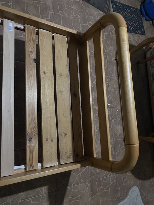 Drewniana rama lozka ze stelarzem 90/200