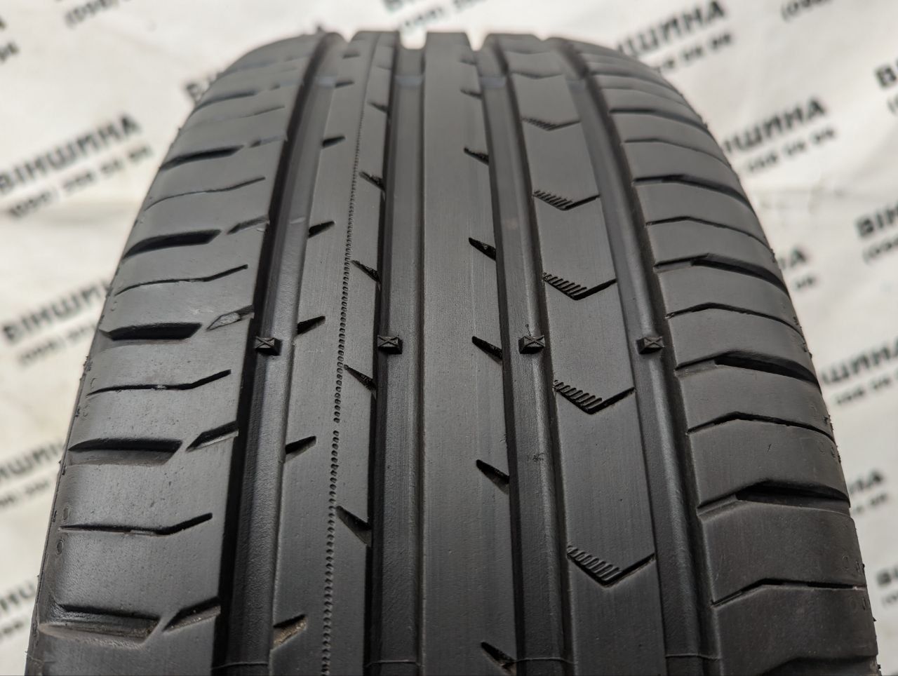 Шина 205/60 R 16 Continental ContiPremiumContact 5. Одна. Розпаровка.