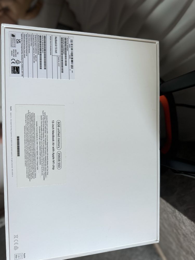 MacBook air 13 retina M1