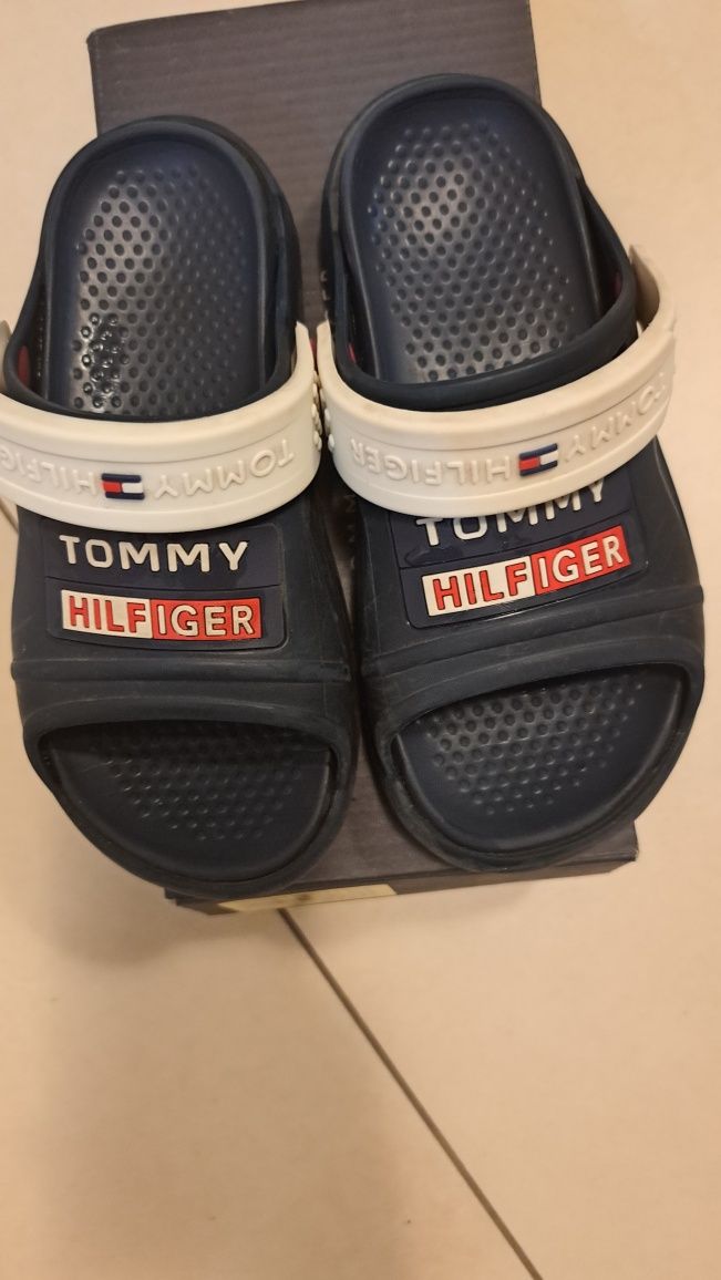 Sandały klapki basenowe Tommy Hilfiger 27