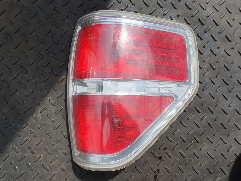FORD F150 F-150 2009-2014 LAMPA PRAWA TYLNA PRAWY TYŁ ORYGINAŁ 44ZH-1982-B 9L34-13B504-A