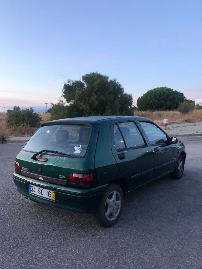 Renault Clio 1.2 gasolina 1997