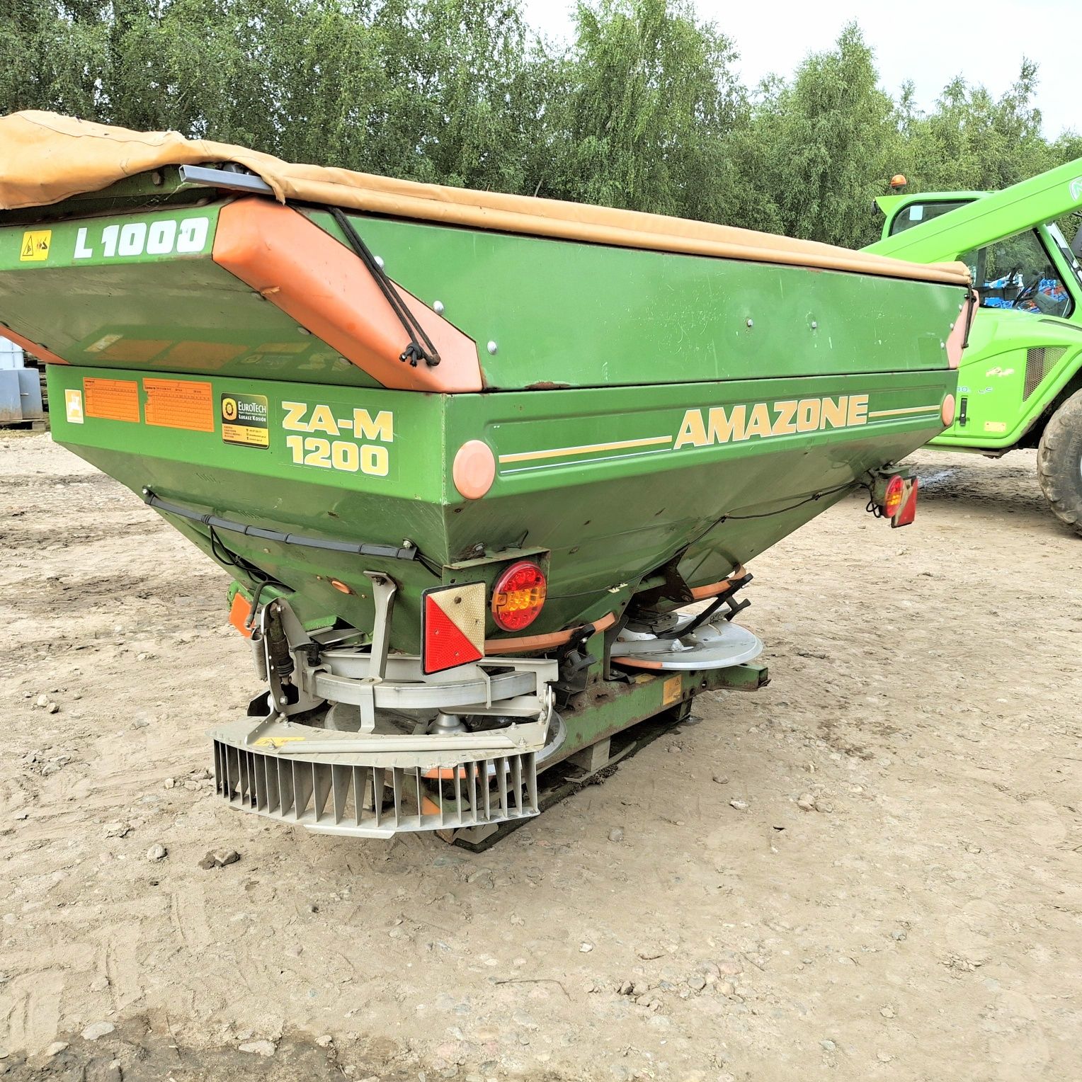 Rozsiewacz do nawozu 2 szt Amazone ZAM SBS 1200 (2200l) 36-21m Limiter