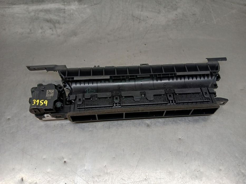 Motor da comporta da sofagem TESLA Model 3 (5YJ3)