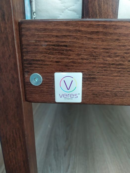 Дитяче ліжко Veres з натурального дерева. Колір горіх