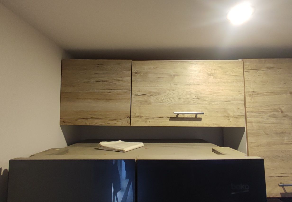 Szafki kuchenne wiszące szerokość 338cm gł. 30,5-32cm.Dąb Jasny/Sonoma