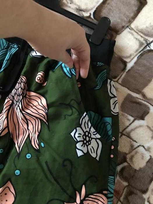 Стильные яркие штаны