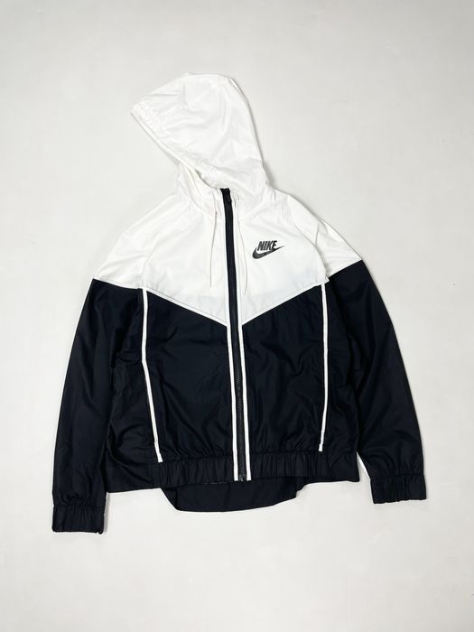 Nike розмір S ОРИГІНАЛЬНА куртка вітровка