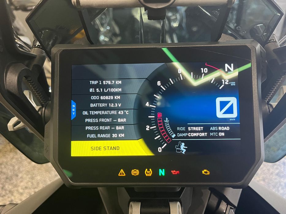 KTM 1290 Super Adventure S de 2021 em Óptimo estado Revisionada Malas
