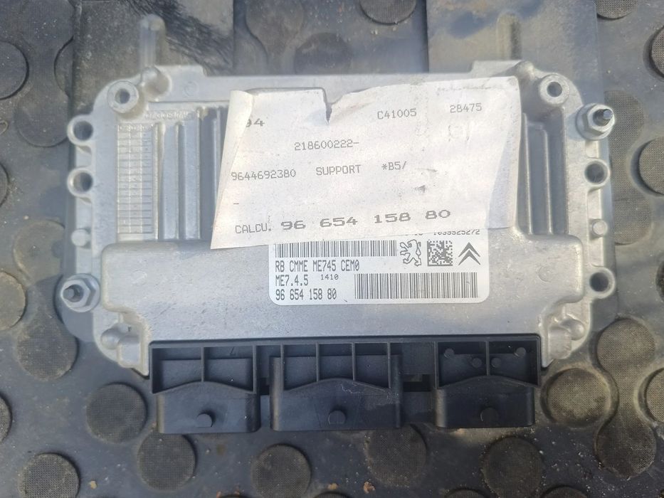 KOMPUTER Sterownik silnika BOSCH CITROEN C4 I 1.6 BENZYNA  0261201609 9665415880