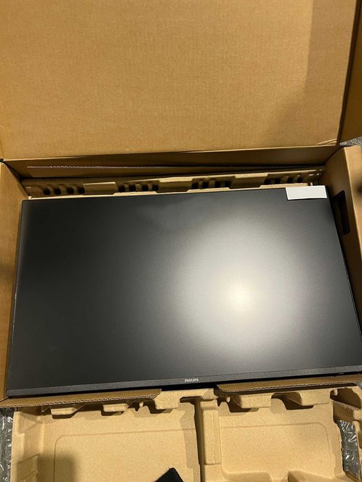 Monitor Philips 24E1N FHD, 1000 series