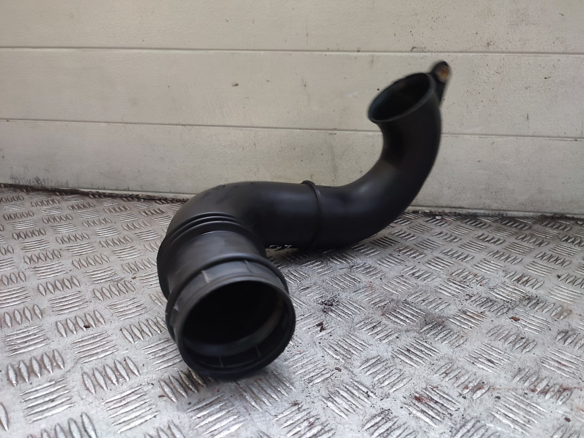 Alfa Romeo 166 Lift 2.4 JTD 20V rura wlot powietrza