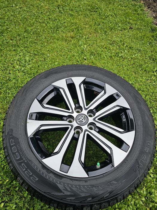 Koła opony felgi 225/60 R18 toyota rav-4