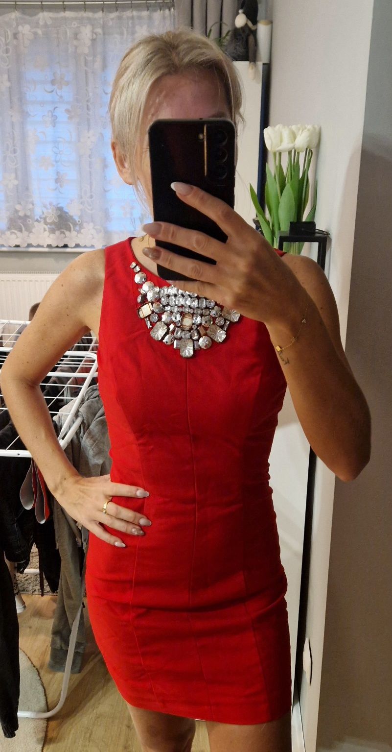 Czerwona sukienka mini midi mohito r  XS 34