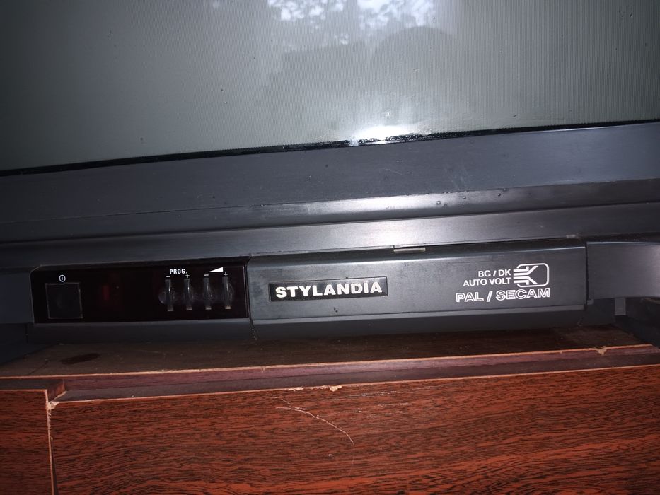 Продам телевизор.