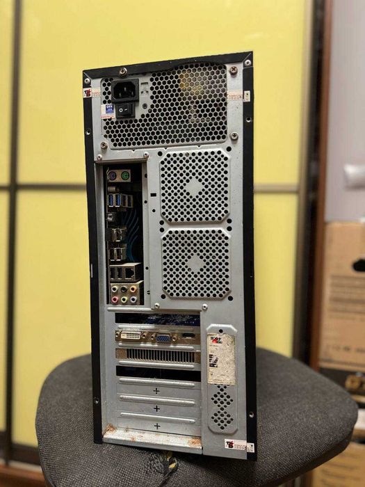 Системний блок 1151 i5 2310/8GB/SSD 128GB/HDD 200GB/HD 6670 1GB GDDR5