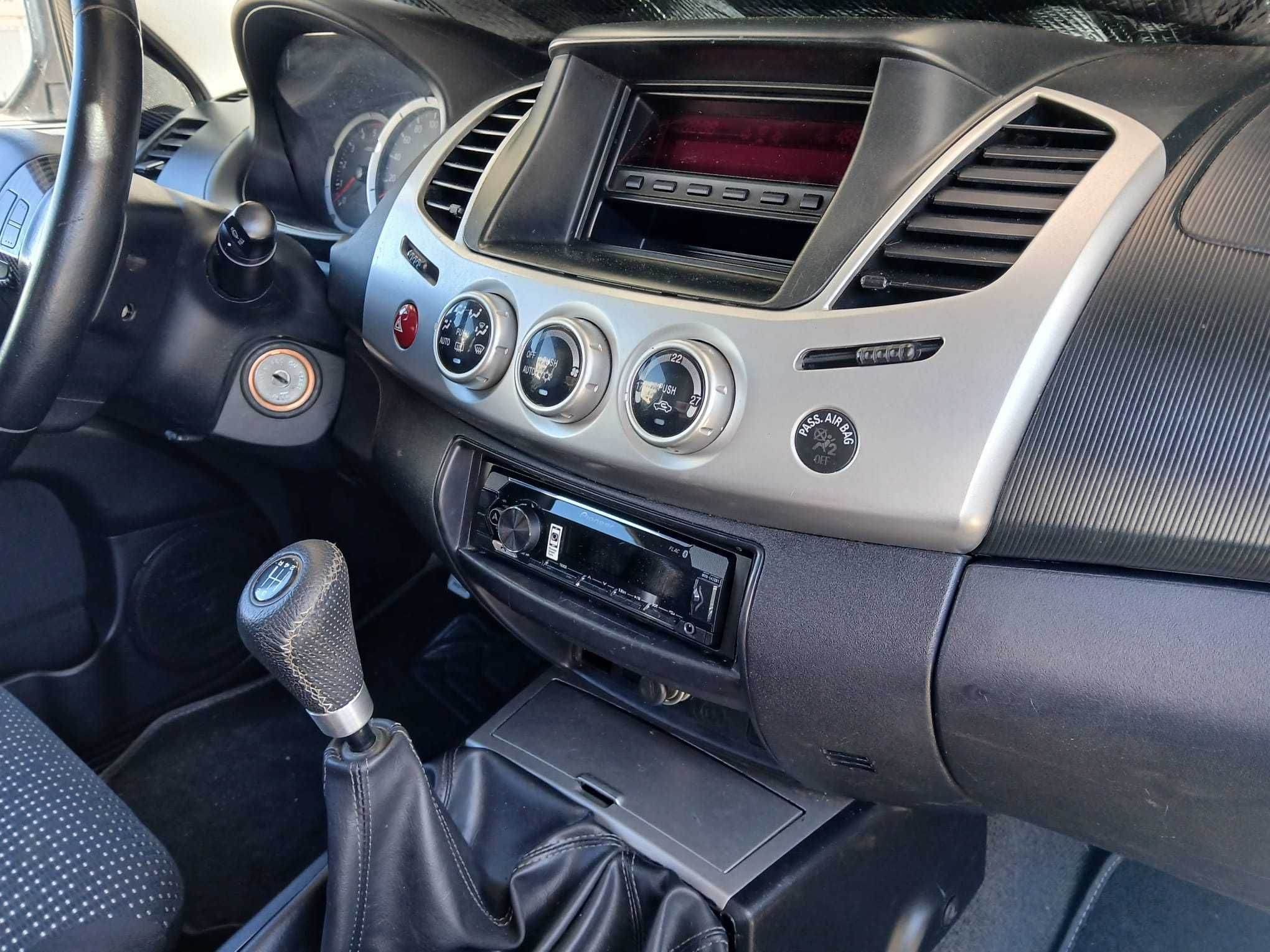 Mitsubishi Strakar 2.5 DI-D 4x4