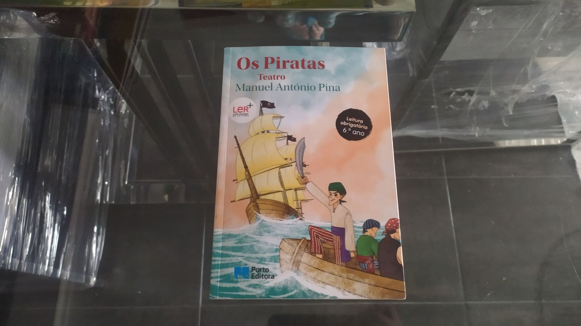 Livro Os Piratas