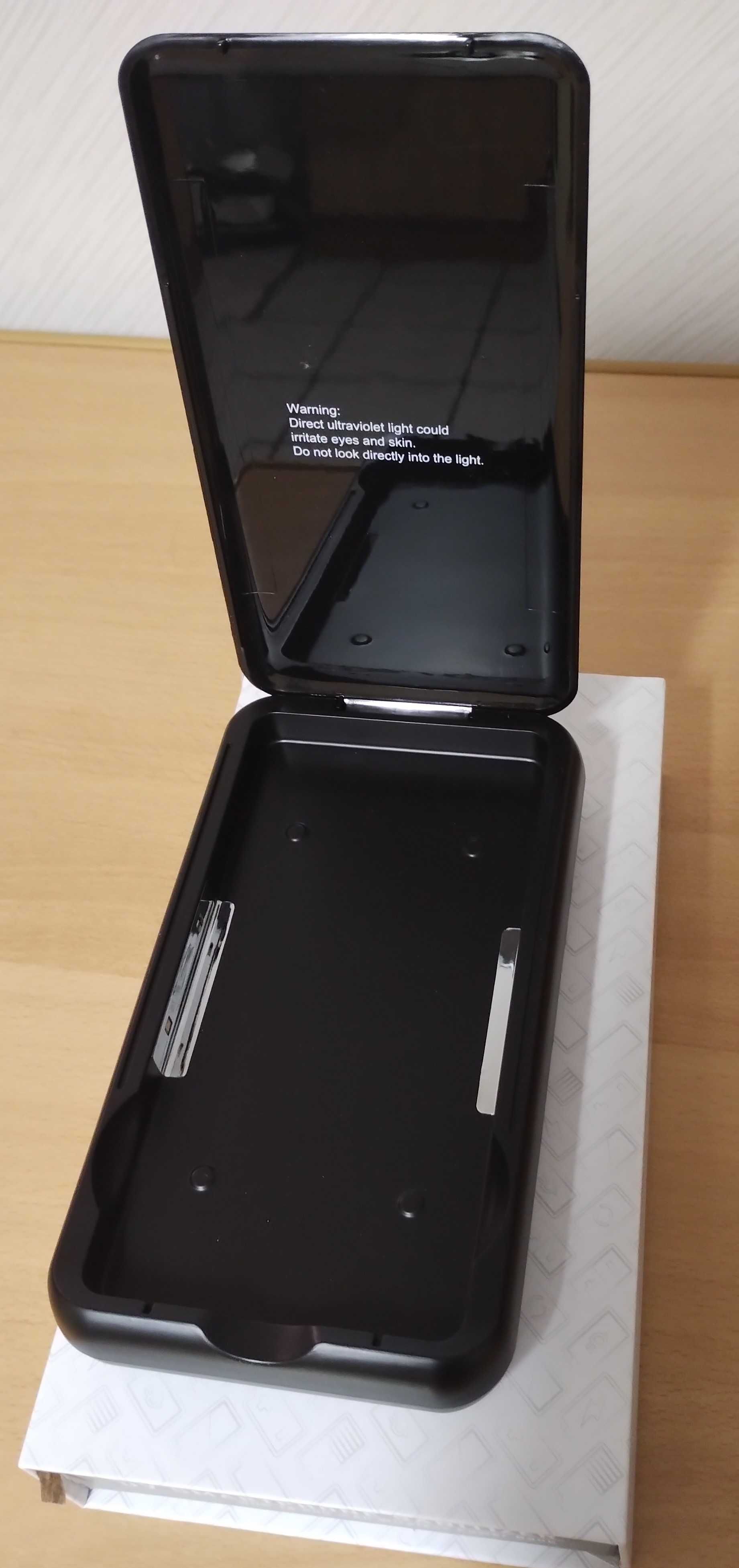 Power bank przewod/bezprzewod i sterylizacja telefonu 2w1