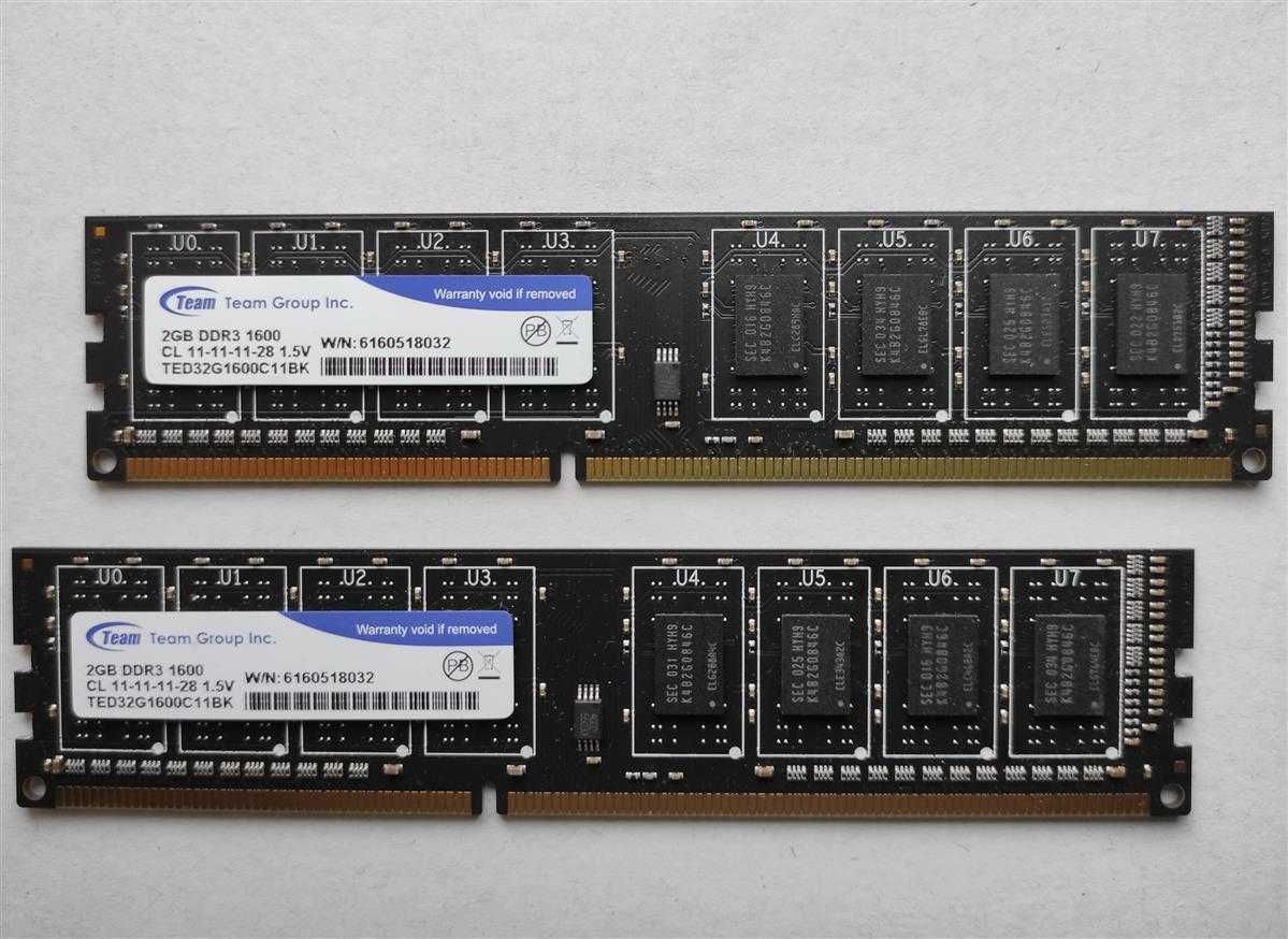 классная память DDR3 2GB Team 1600MHz, чипы Samsung, есть тесты