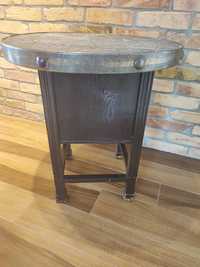 Okrągły drewniany stolik z metalowym blatem do renowacji, antyk