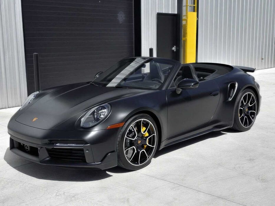 Porsche 911 Turbo S      2021