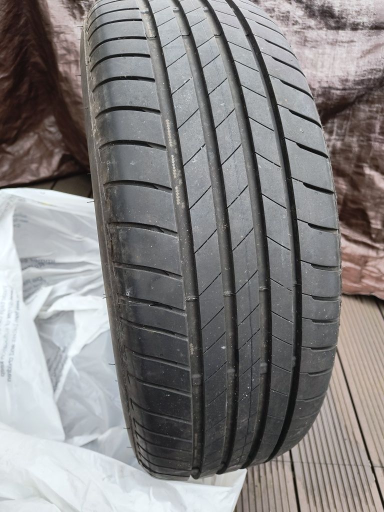 Opony Bridgestone Turanza 215/60 r17 letnie jak nowe