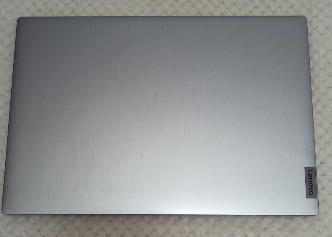 Lenovo IdeaPad 3 15ADA05